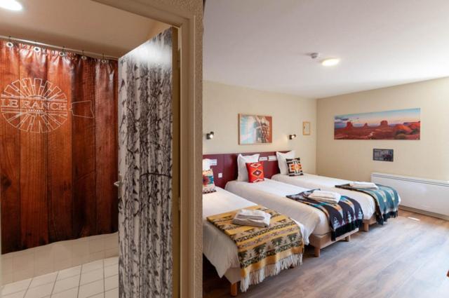 Hotel Le Ranch Brûlon Eksteriør bilde