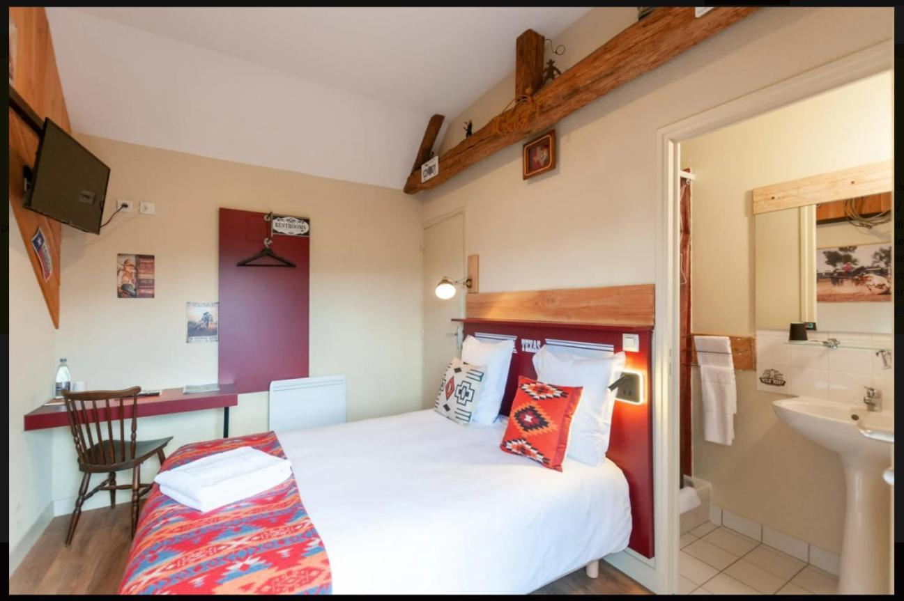 Hotel Le Ranch Brûlon Eksteriør bilde