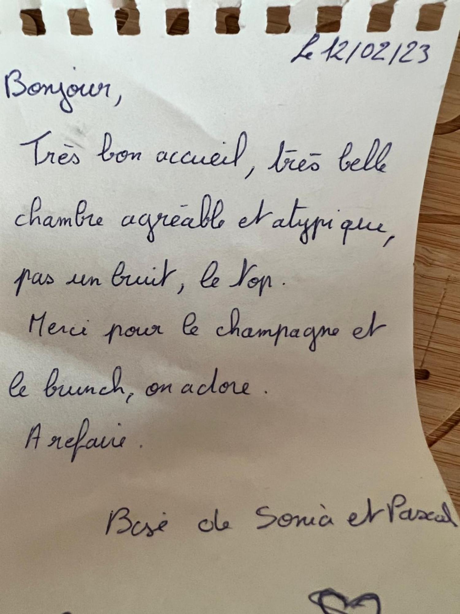 Hotel Le Ranch Brûlon Eksteriør bilde
